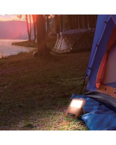 LED-byggelampe 10W 100 lm/W IP54 – kold hvid – orange